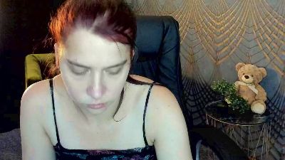 Livia_Shy live cam on Cam4