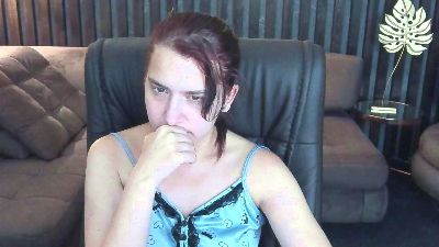 Livia_Shy live cam on Cam4