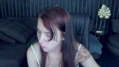 Livia_Shy live cam on Cam4