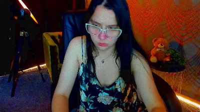 Livia_Shy live cam on Cam4