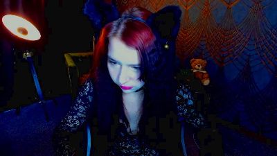 Livia_Shy live cam on Cam4