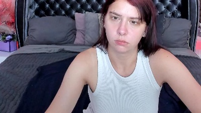 Livia_Shy live cam on Cam4