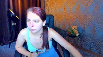Livia_Shy live cam on Cam4