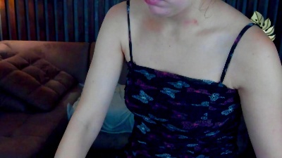 Livia_Shy live cam on Cam4