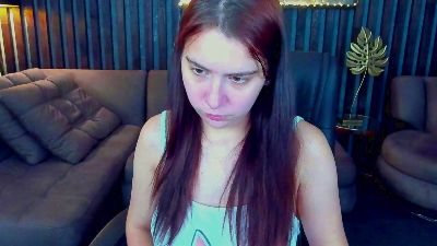 Livia_Shy live cam on Cam4