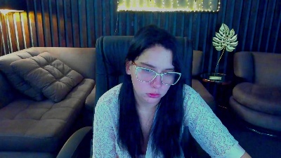Livia_Shy live cam on Cam4
