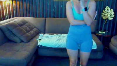 Livia_Shy live cam on Cam4