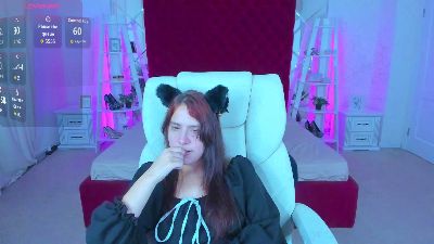 Livia_Shy live cam on Cam4