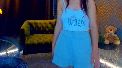 Livia_Shy live cam on Cam4