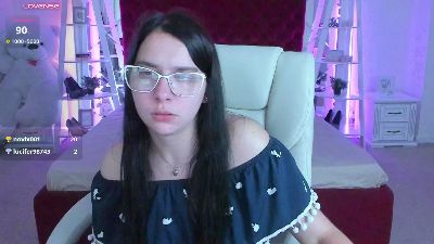 Livia_Shy live cam on Cam4