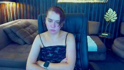 Livia_Shy live cam on Cam4