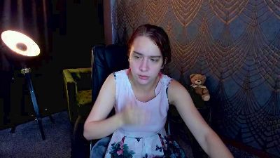 Livia_Shy live cam on Cam4