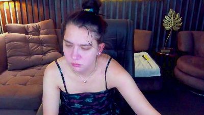 Livia_Shy live cam on Cam4