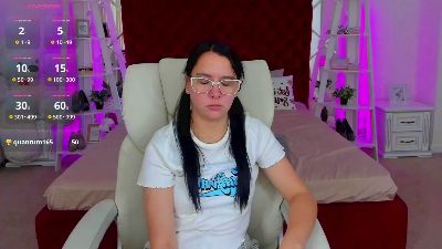 Livia_Shy live cam on Cam4