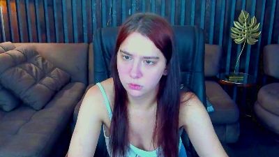 Livia_Shy live cam on Cam4