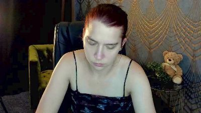 Livia_Shy live cam on Cam4