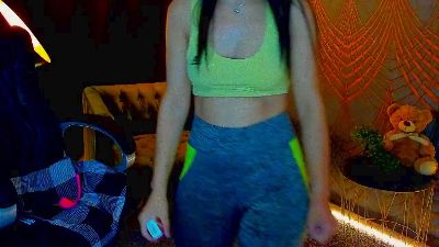 Livia_Shy live cam on Cam4