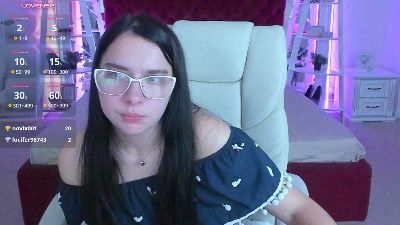 Livia_Shy live cam on Cam4