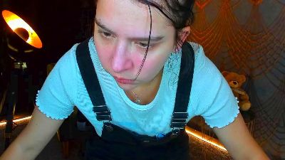 Livia_Shy live cam on Cam4