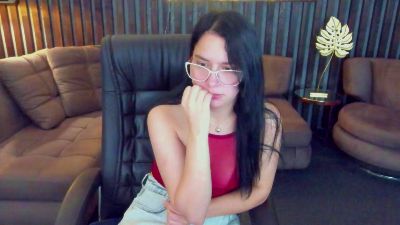Livia_Shy live cam on Cam4