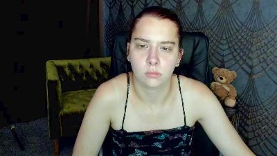 Livia_Shy live cam on Cam4