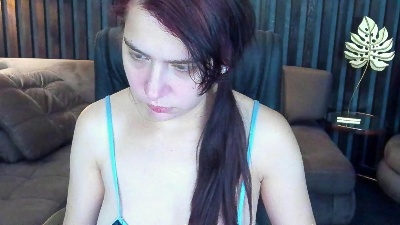Livia_Shy live cam on Cam4