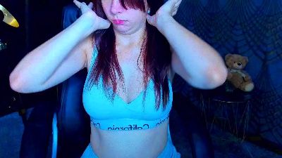 Livia_Shy live cam on Cam4