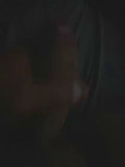 Livio18d live cam on Cam4