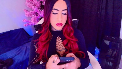 LizaGothDoll live cam on Cam4