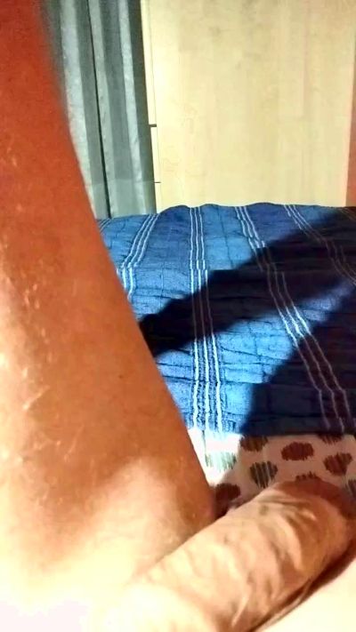 Lizard3 live cam on Cam4