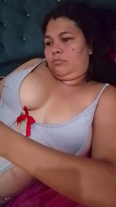 Lizeth234 live cam on Cam4