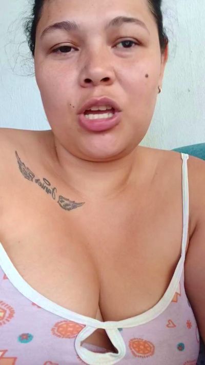 Lizeth234 live cam on Cam4