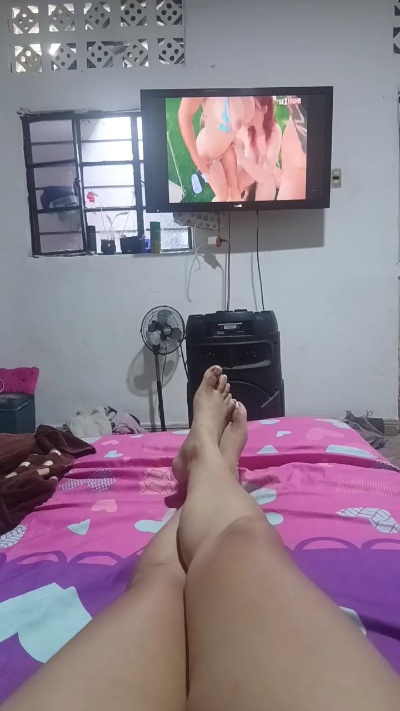 Lizeth234 live cam on Cam4