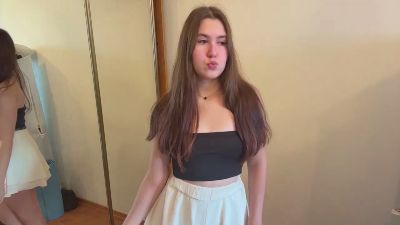 LizetteMordini live cam on Cam4