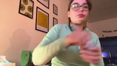 LiziMaybe live cam on Cam4
