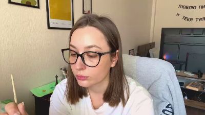 LiziMaybe live cam on Cam4