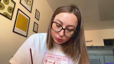 LiziMaybe live cam on Cam4