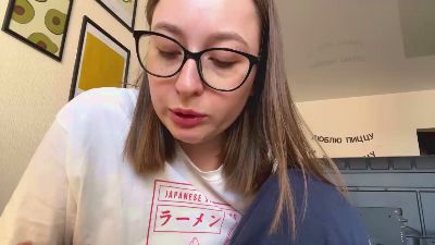 LiziMaybe live cam on Cam4