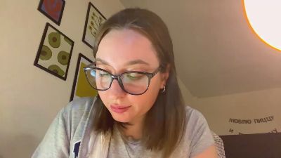 LiziMaybe live cam on Cam4