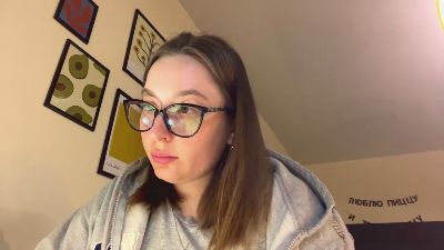 LiziMaybe live cam on Cam4