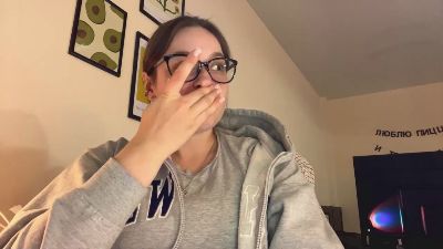 LiziMaybe live cam on Cam4