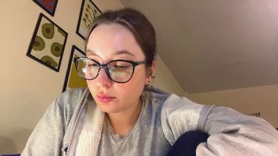 LiziMaybe live cam on Cam4
