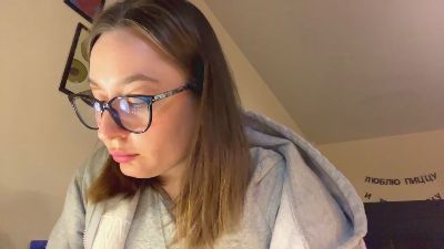 LiziMaybe live cam on Cam4