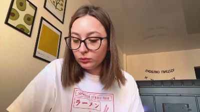 LiziMaybe live cam on Cam4