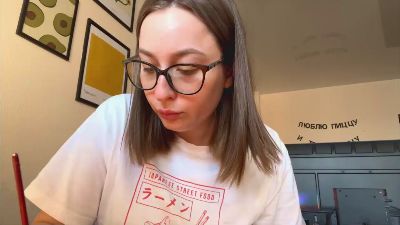 LiziMaybe live cam on Cam4
