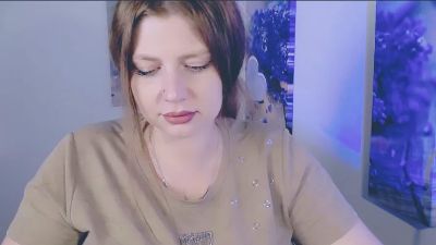 Lizy_Love live cam on Cam4