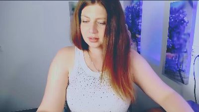Lizy_Love live cam on Cam4