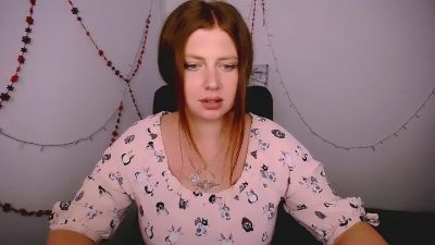 Lizy_Love live cam on Cam4