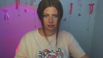 Lizy_Love live cam on Cam4