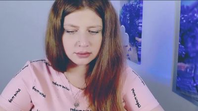 Lizy_Love live cam on Cam4